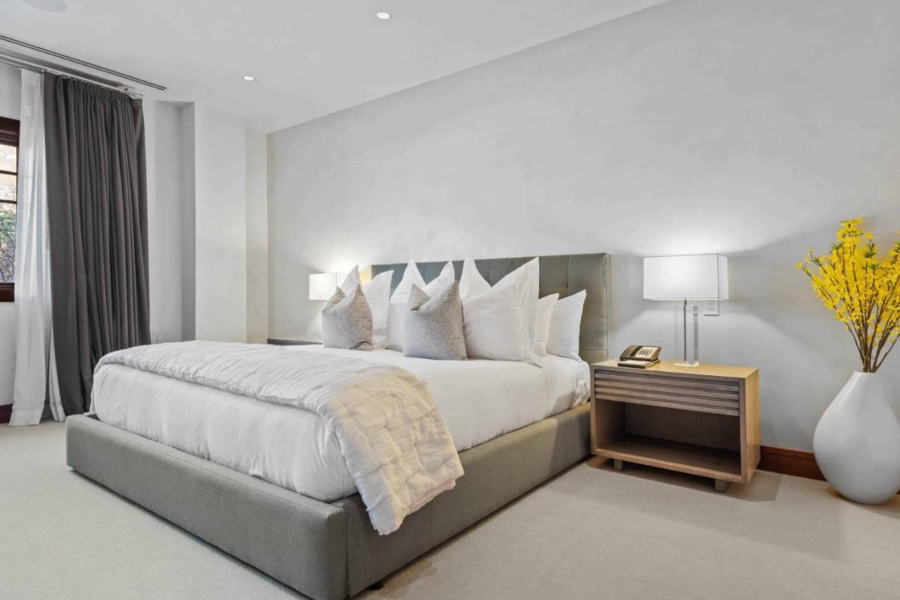 4 Bedroom Luxury Residence At Solaris Residences 베일 외부 사진