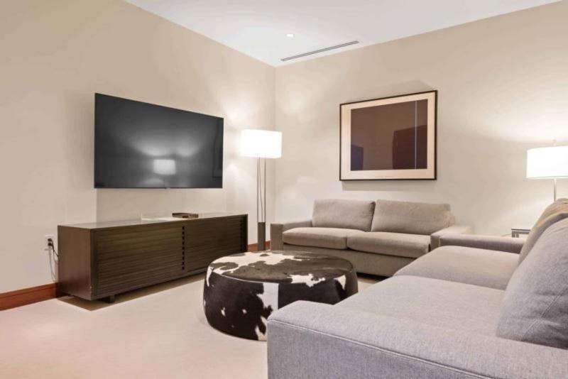4 Bedroom Luxury Residence At Solaris Residences 베일 외부 사진