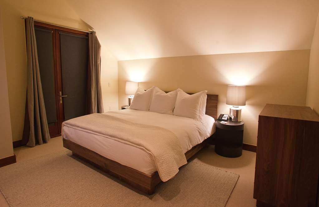4 Bedroom Luxury Residence At Solaris Residences 베일 객실 사진