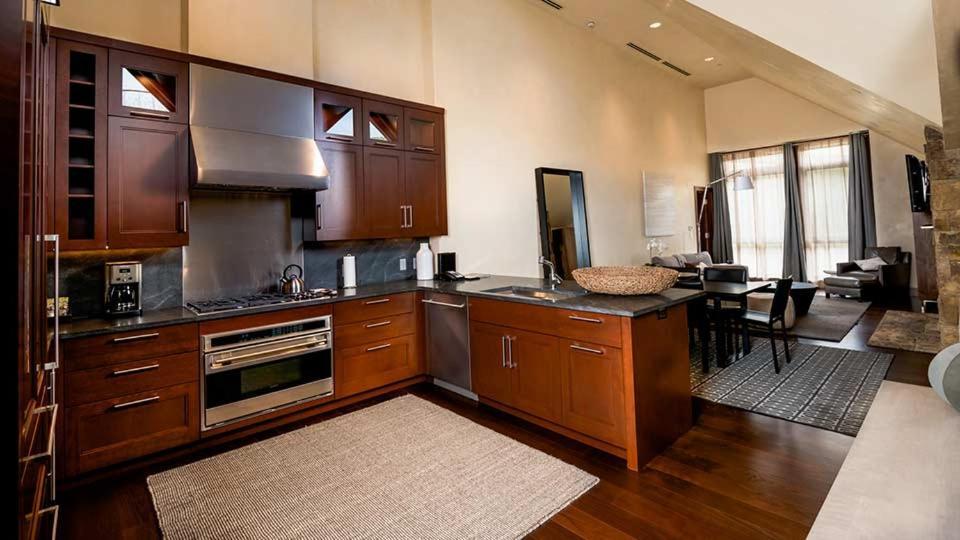 4 Bedroom Luxury Residence At Solaris Residences 베일 외부 사진